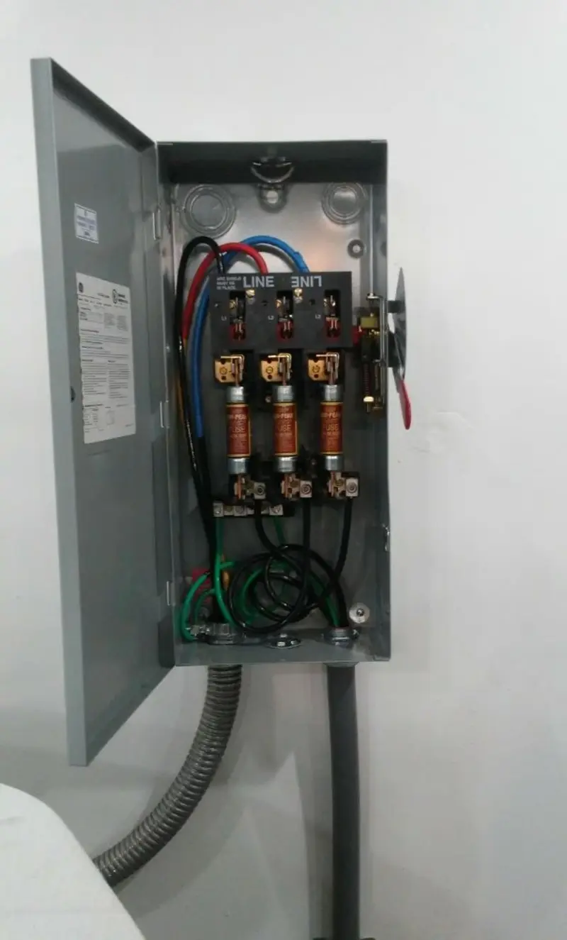Three-phase disconnect switch installed for Electrical Wiring & Rewiring in Audubon